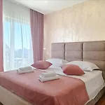 Kasa 1 سبليت