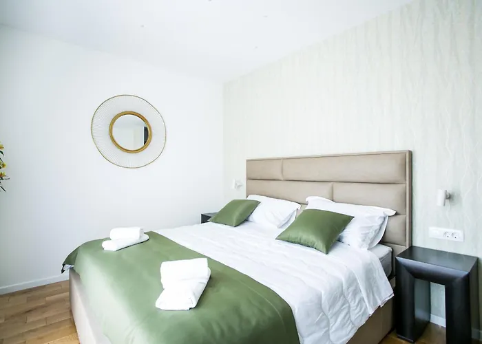 Kasa 1 Bed and Breakfast 4*