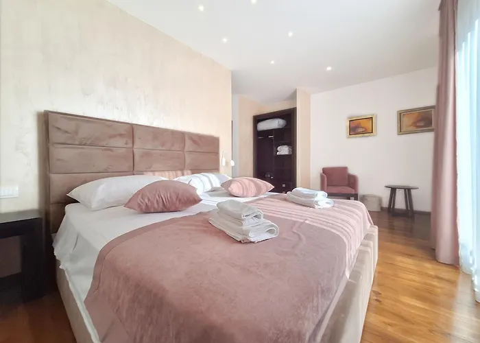 Kasa 1 Bed and Breakfast