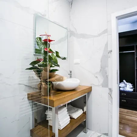 Kasa 1 Bed & Breakfast