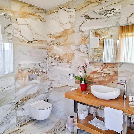 Bed & Breakfast Kasa 1 4*