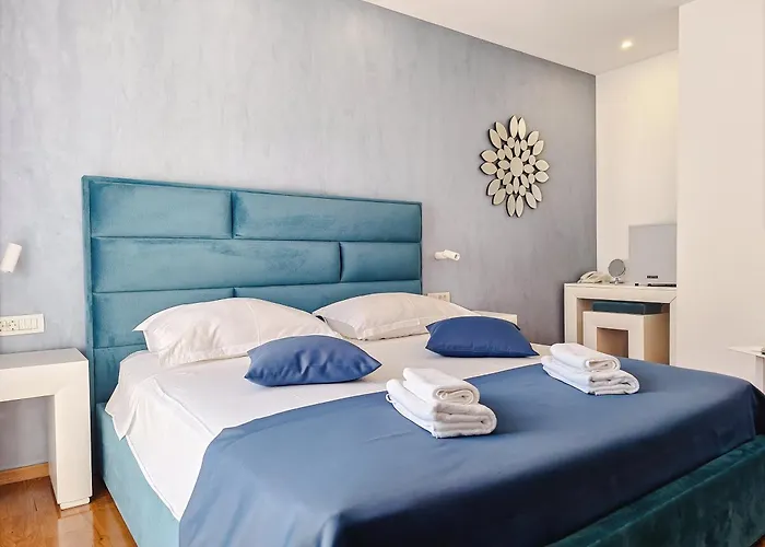 לינה וארוחת בוקר Kasa 1 ספליט